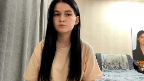 Bella online show from April 15, 4:07 pm