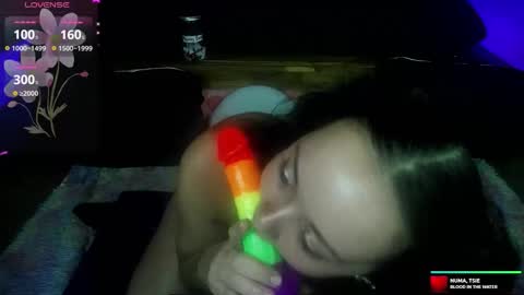 Snapshot of kellycakemeow chatting on September 13, 5:48 am Kelly online show from September 13, 5:48 am