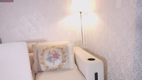 vanessa online show from February 12, 10:00 pm