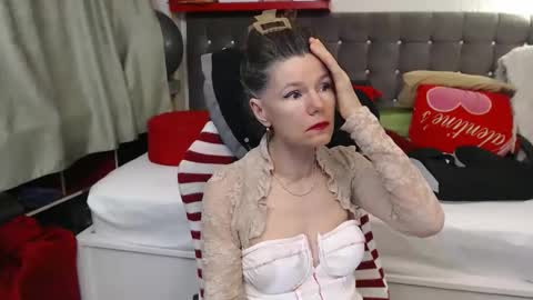 kelly online show from March 27, 9:48 pm