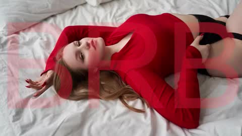 kelly online show from November 6, 11:05 am