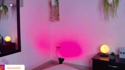 Kemma online show from November 12, 8:40 pm