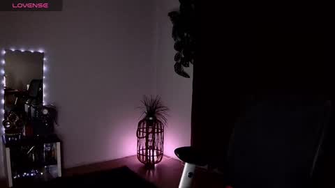 Snapshot of kendracam69 chatting on January 13, 2:07 am Kendra online show from January 13, 2:07 am