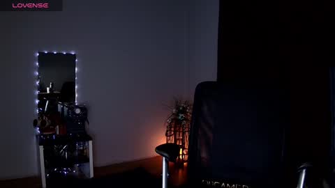 Snapshot of kendracam69 chatting on January 22, 2:04 am Kendra online show from January 22, 2:04 am