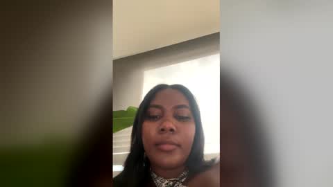 kenia_browm online show from February 15, 10:42 pm