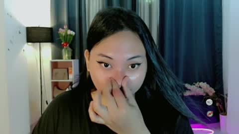 kennaxx69 online show from May 15, 11:18 pm