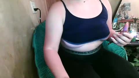 Kennedy Nova  online show from September 10, 7:25 pm