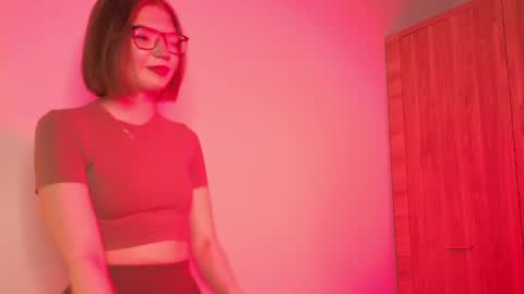 Lisa online show from March 23, 8:15 pm