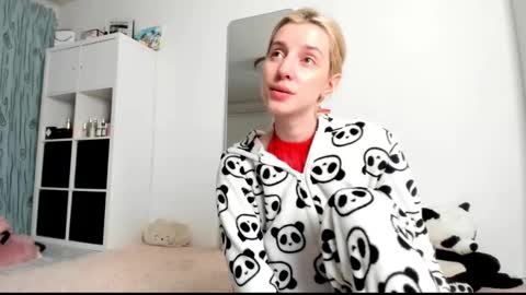 Kenzie online show from February 24, 6:14 am