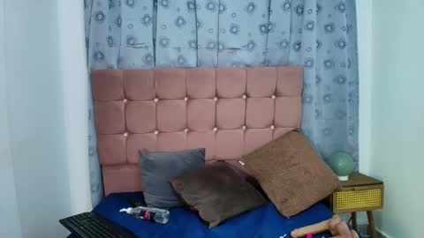 KERLY online show from December 1, 8:33 pm