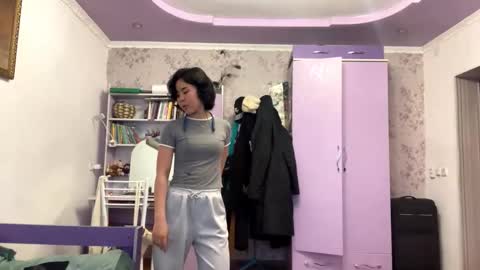 Jenny  online show from February 19, 4:01 am