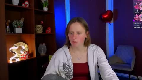 keuli_li online show from February 10, 1:30 am