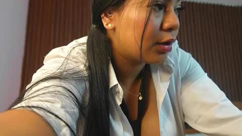 keyla_scott_ online show from October 31, 2:54 pm