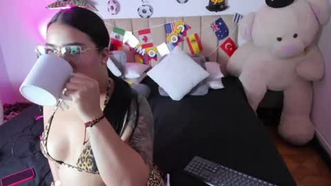 Keyla Gomez online show from June 22, 12:57 pm