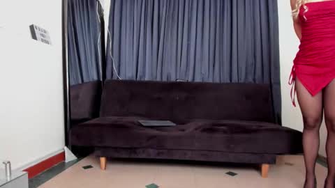 Keyth  online show from February 18, 6:07 pm