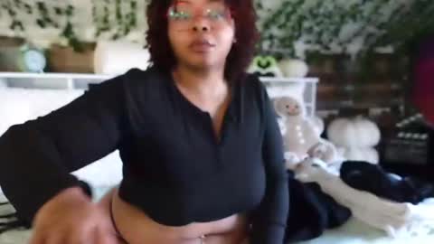 Snapshot of khayaparker chatting on March 3, 1:15 pm Khaya online show from March 3, 1:15 pm