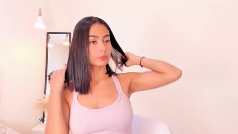 Khloe online show from March 9, 1:03 pm