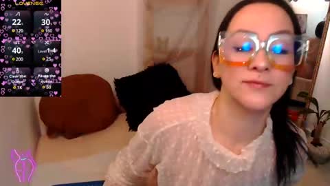 Snapshot of kiara_bermont chatting on January 5, 11:59 am Kiara Bermont online show from January 5, 11:59 am