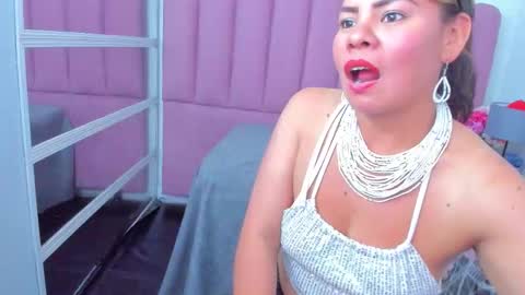 kiaraXMlif online show from February 24, 8:07 pm