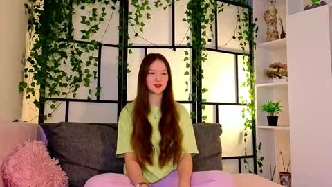 Melvi online show from February 15, 7:51 am