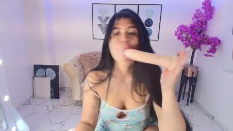 Kitty online show from April 15, 1:22 pm