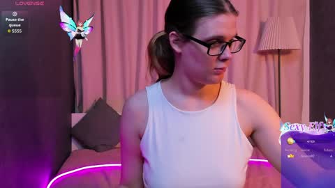 Kiki online show from April 12, 11:13 am