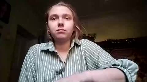 kikibang_ online show from December 19, 10:29 am