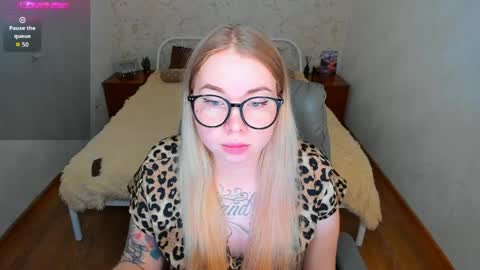 KIM online show from April 7, 8:05 am