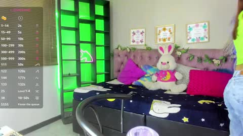 Snapshot of kimb3rly_ chatting on January 20, 1:00 pm kimberly online show from January 20, 1:00 pm