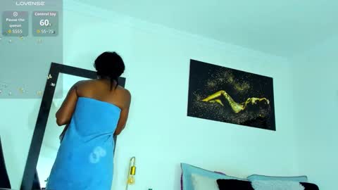 Kimberly Banks online show from March 18, 9:58 am