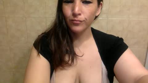 KimberlyLynn online show from January 17, 11:50 am
