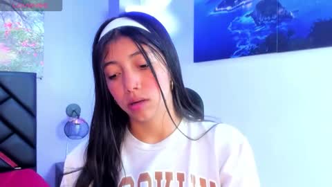 Kimberly Villalobos online show from September 9, 1:33 pm