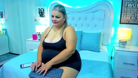 KimBrooks online show from September 17, 11:08 am