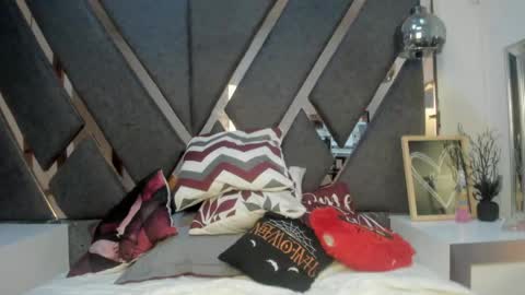 Kimy online show from April 12, 2:20 pm