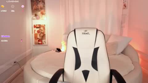  Your Kimmie  follow me  online show from March 13, 1:23 pm