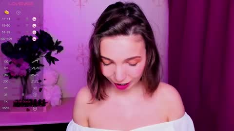 Hazel online show from March 13, 7:04 pm