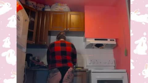 kinkyivy99 online show from April 9, 3:09 am