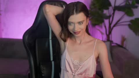 Sweet girls online show from May 31, 10:44 pm