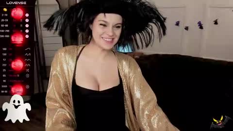 kira_energy online show from October 30, 2:14 am