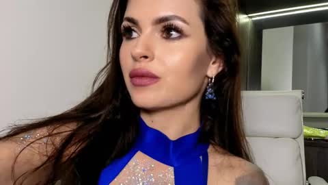 Kira and friends online show from March 7, 7:32 pm