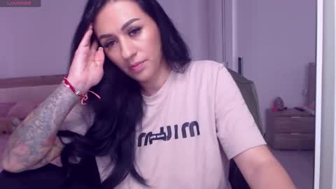 Kira online show from May 18, 11:38 am