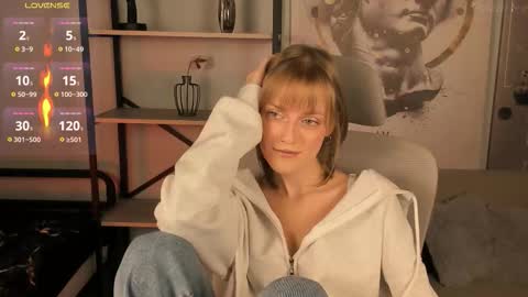 Kira online show from November 19, 5:46 pm