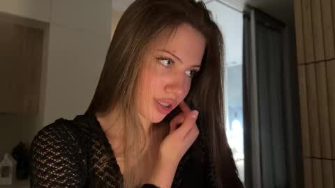 Kira online show from March 29, 6:07 pm