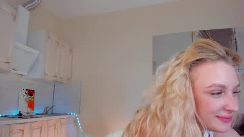 Kira online show from November 30, 2:27 am