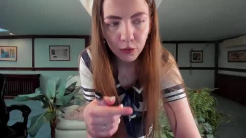  Kira  online show from April 6, 1:49 am