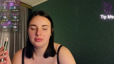 Kira online show from April 5, 8:08 pm