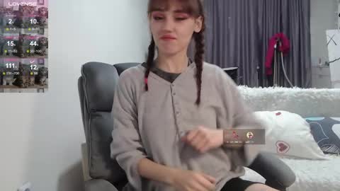 Kisi online show from December 15, 2:19 am