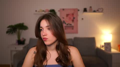 Sisi online show from April 29, 1:25 pm