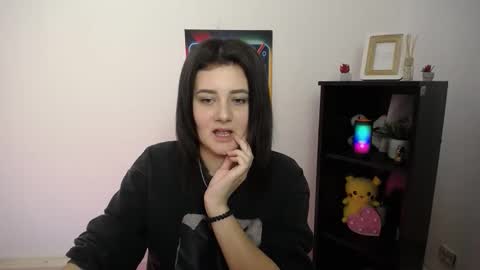 kissleoxx online show from October 13, 2:31 pm