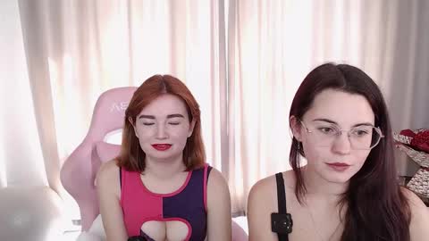 Snapshot of kisulya_meow246 chatting on September 25, 10:25 am Vikki Rose online show from September 25, 10:25 am